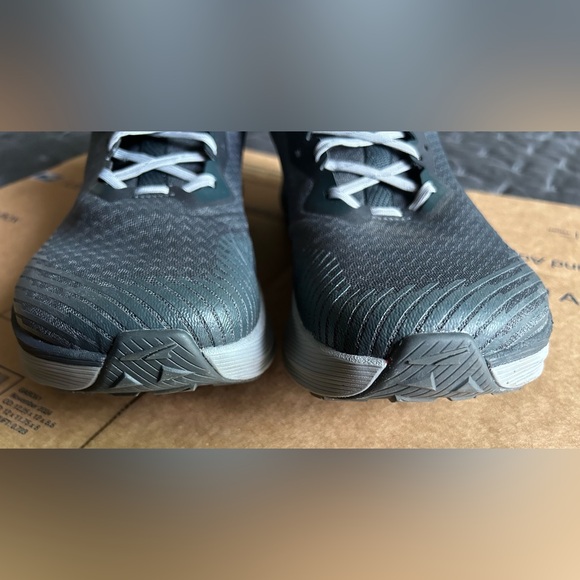 ALTRA Experience Wild 2 Men’s 13 Trail Running Shoes black/grey ALMOST NEW - Picture 9 of 16